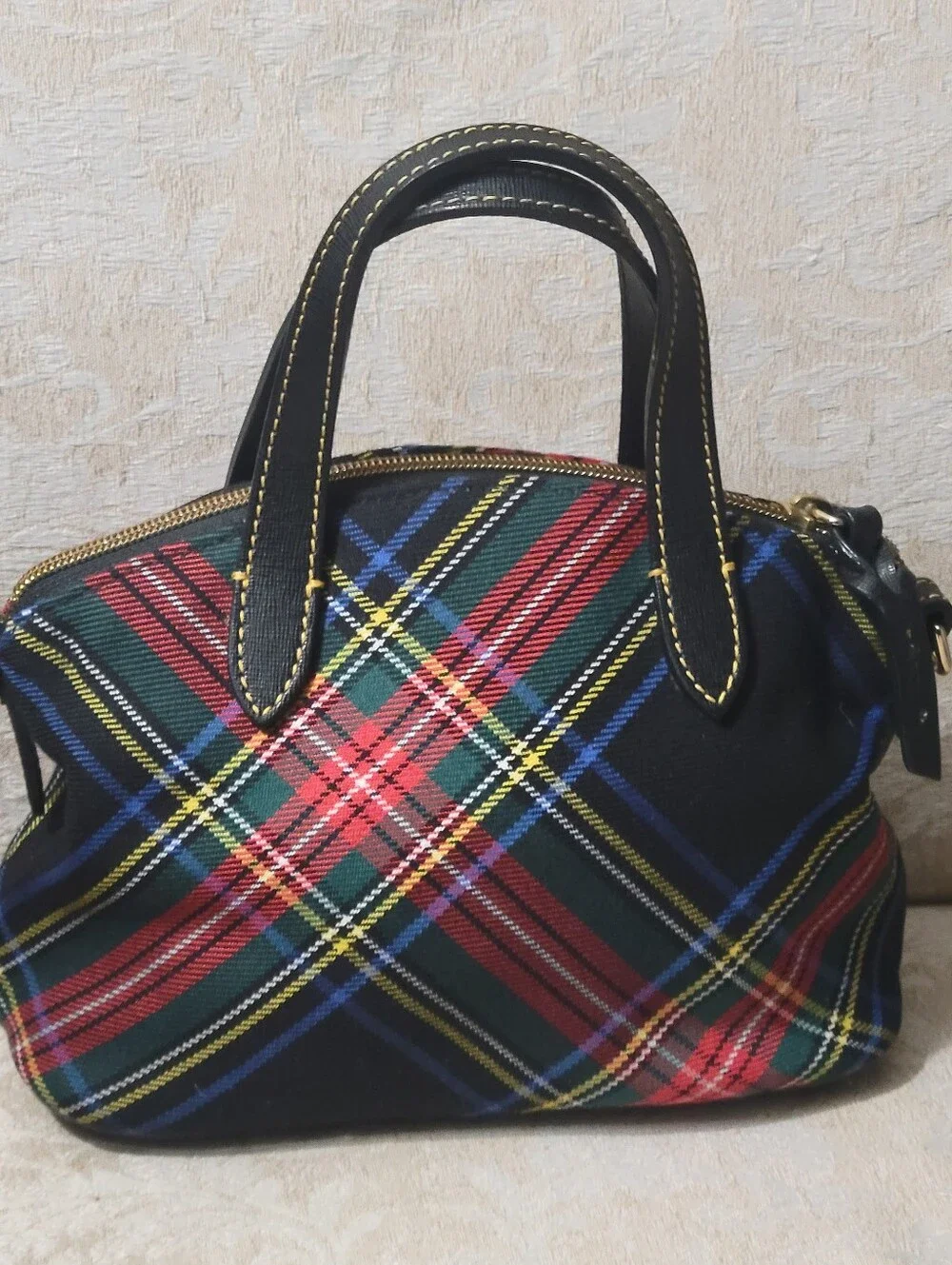 DOONEY  BOURKE SATCHEL EUC